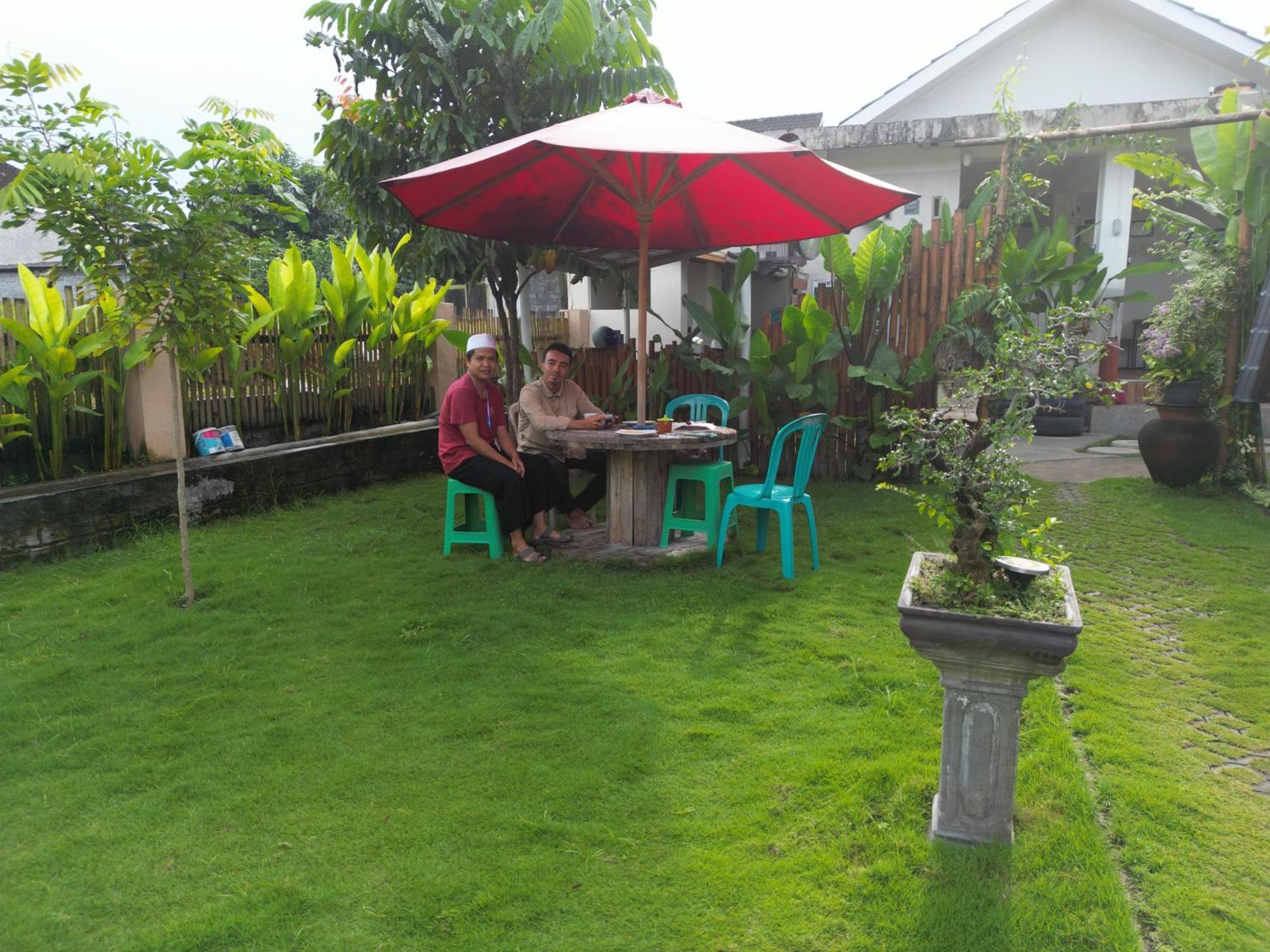 D' Carasti Bungalow Masbagik 外观 照片
